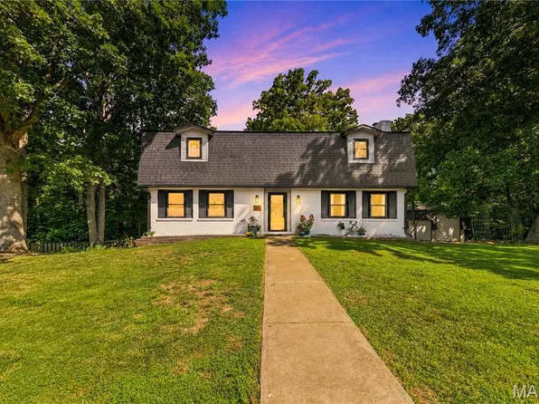 309 Hideaway Hl, Eureka, MO 63025