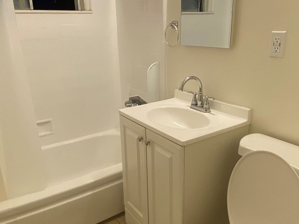 2nd image of 10531 S 1st Ave APT H