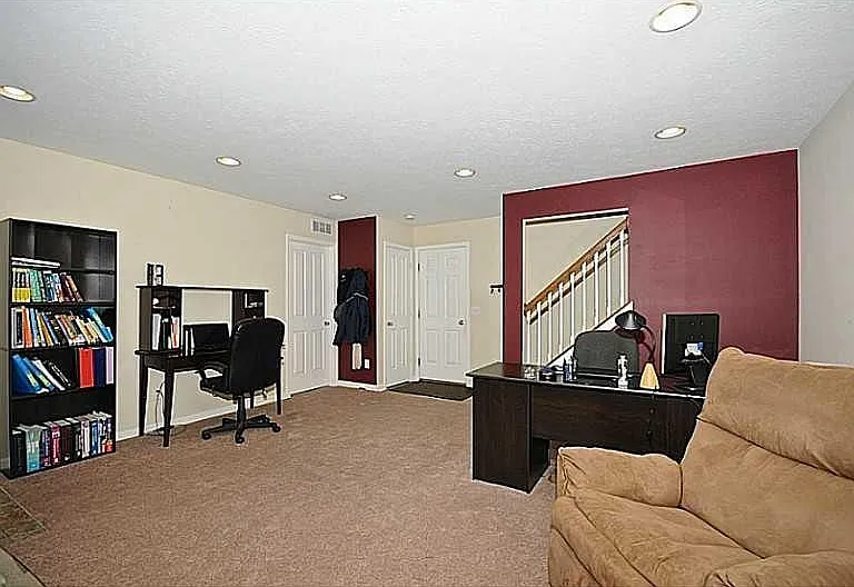 996 Bard Ln — Photo 15