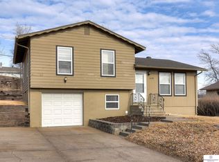 6648 Kansas Ave, Omaha, NE 68104