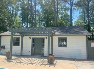 218 Colonial Hills Rd, Winder, GA 30680