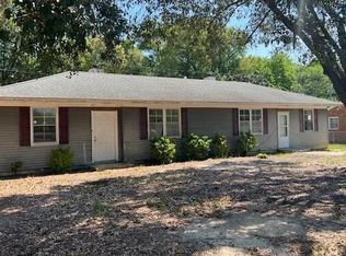 140 Apple St, Barnwell, SC 29812