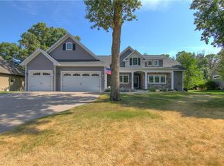 2312 Rivers Edge Dr, Altoona, WI 54720
