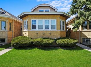3726 Home Ave, Berwyn, IL 60402