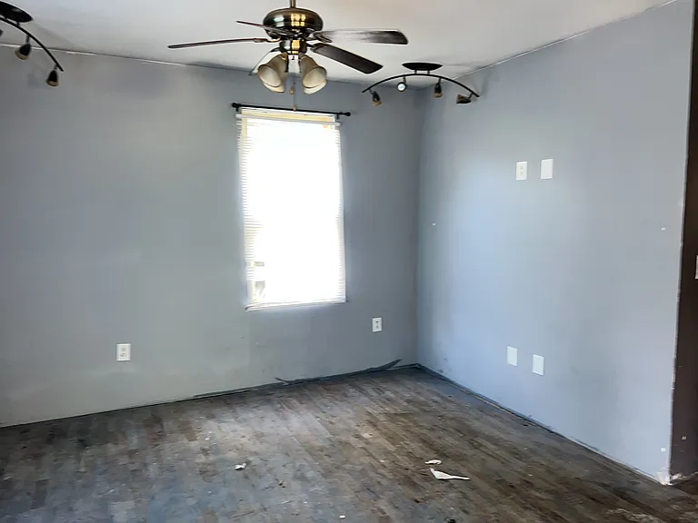 305 S Maffit St — Photo 11