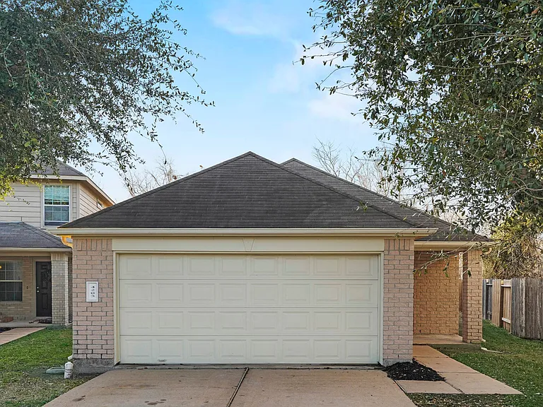 4203 Richmeadow Dr — Photo 1