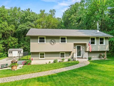 16 Hazelwood Drive, Hudson, NH, 03051