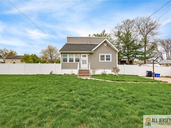 48 Central Ave, Piscataway, NJ 08854