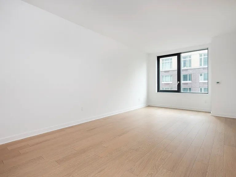 21 S End Ave #2417 — Photo 8