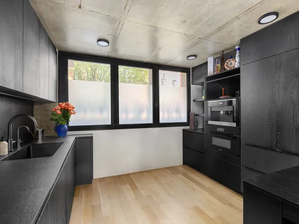 126 South 2nd Street image 7 of 15