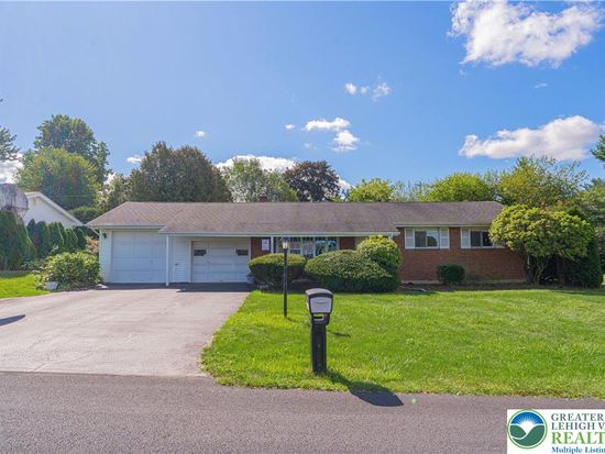 4440 South Dr, Allentown, PA 18103
