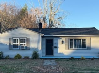 55 Durfee St, Southbridge, MA 01550