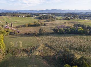 1400 Gibson Rd, Greeneville, TN 37743