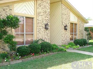 1126 Southwestern Dr, Richardson, TX 75081