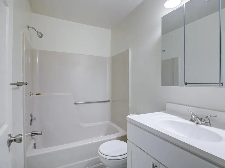 Tory Estates Apartment Homes — Photo 7