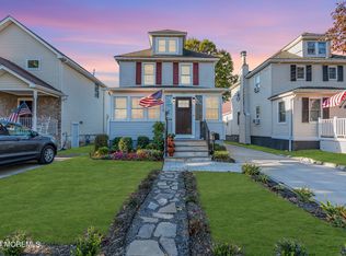 80 Morris Ave, Belford, NJ 07718