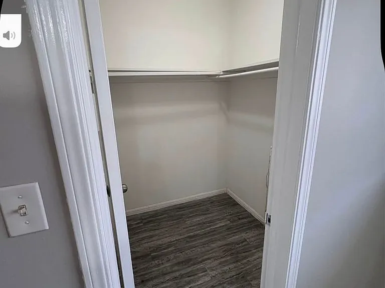 Fairway Apartments — Photo 10