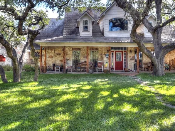 4573 Rr 1120, Rio Frio, TX 78879