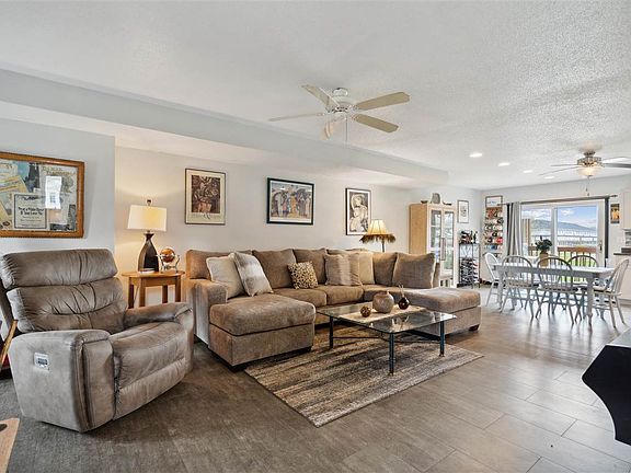 3rd image of 13 Heritage Dr