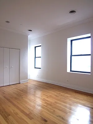 Rented by Citi Habitats | media 7