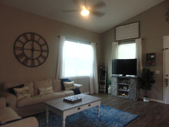 4th image of 103 MAGNOLIA Avenue