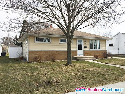 2nd image of 4218 S Honey Creek Dr