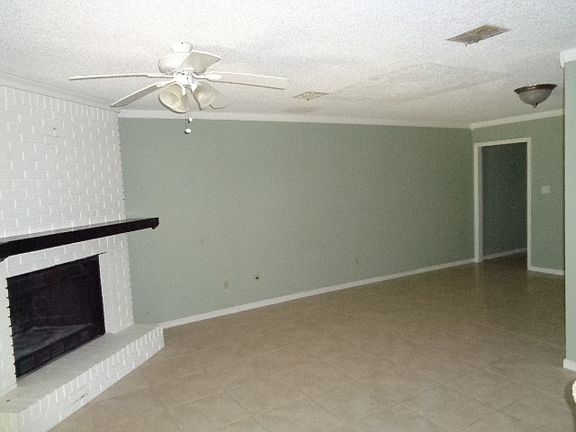 4th image of 510 Teal Ln