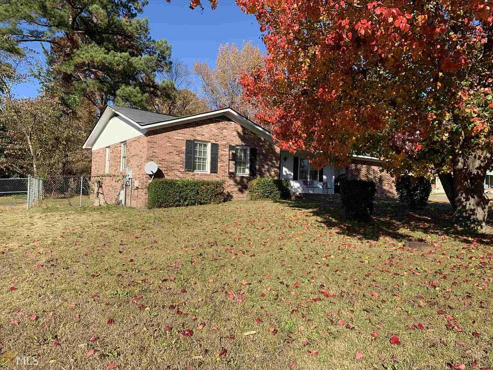 2nd image of 3445 Wilmington Dr