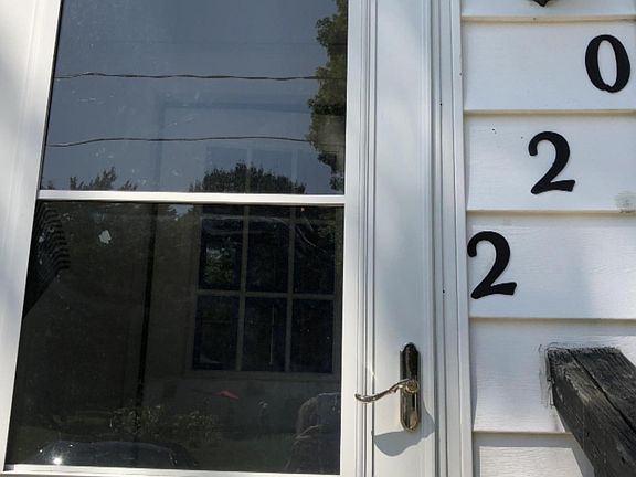 2nd image of 220 Williams St