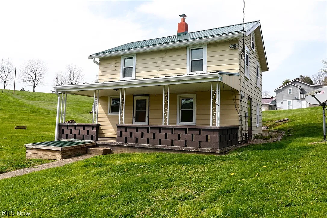 1041 County Road 14 photo 1