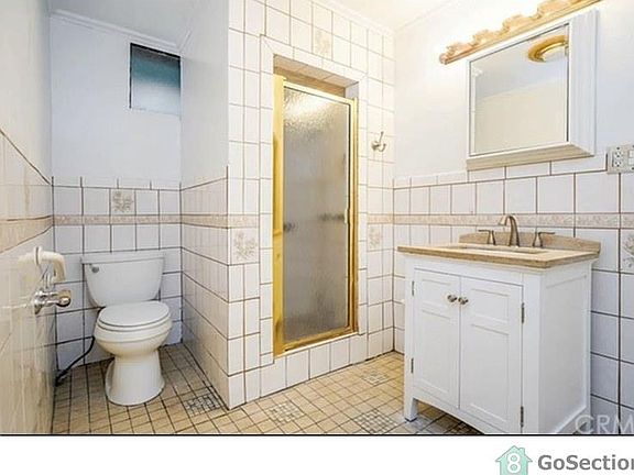 5th image of 707 S Mathews St