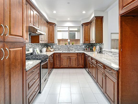 5th image of 1248 Kruse Dr