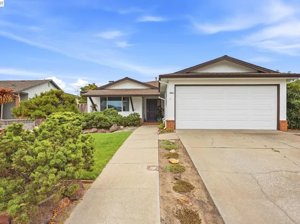 1952 Sandcreek Way, Alameda, CA 94501
