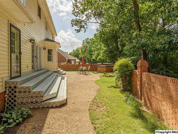 5th image of 9412 Ojay Dr SE