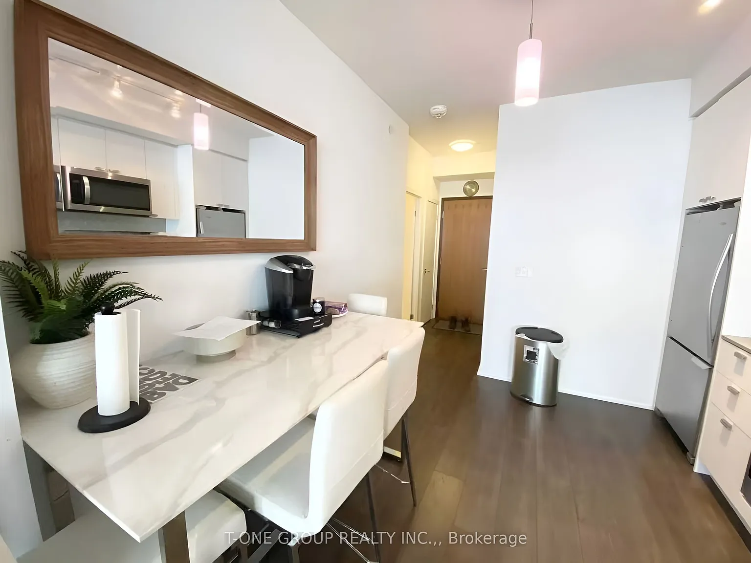 2 bed, $2,350 — Photo 4
