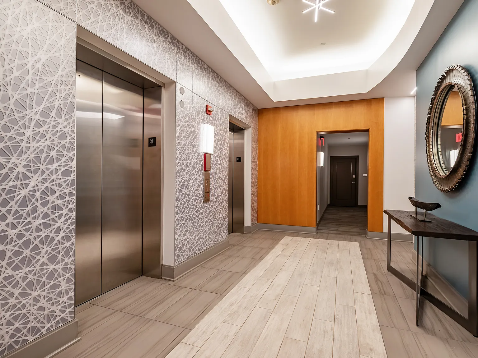 2 bed, 922 sqft, $2,995 — Photo 4