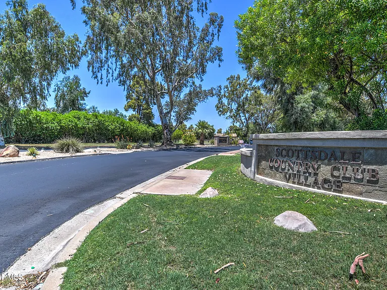 7910 E Cholla St — Photo 23