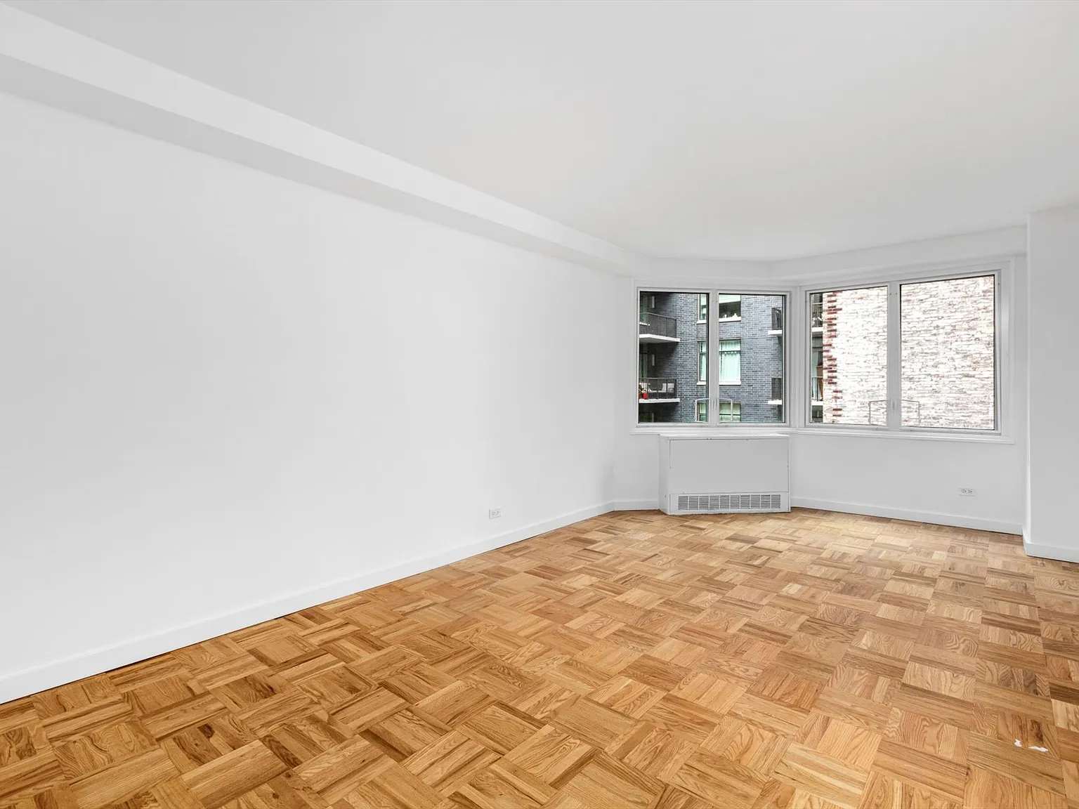 301 East 22nd Street — Photo 4