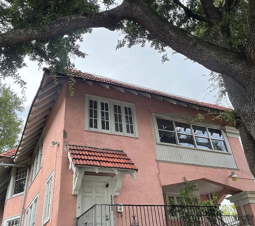 1st image of 1221 Valmont St #1221