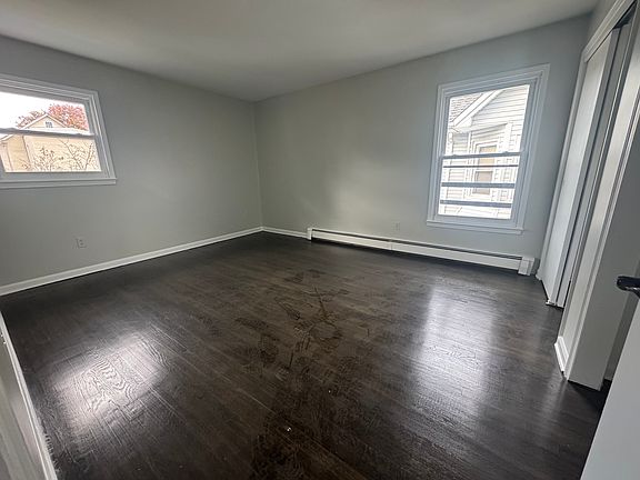 5th image of 523 Chestnut St Floor 2