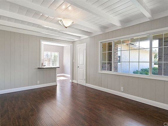 5th image of 1413 E Herring Ave