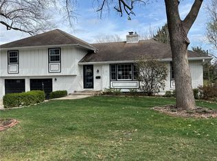 7405 High Dr, Prairie Village, KS 66208