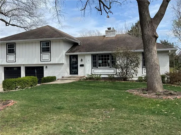 7405 High Dr, Prairie Village, KS 66208