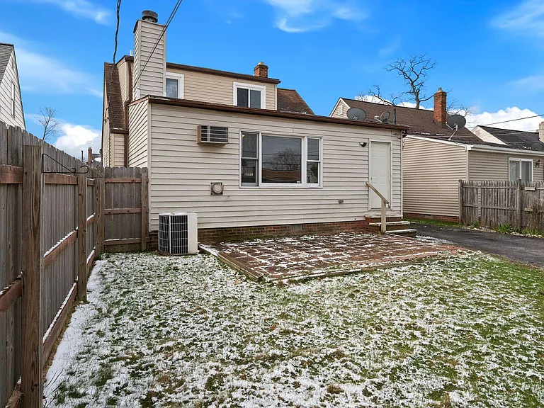 4153 Stilmore Rd — Photo 9