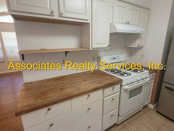 5th image of 2539 NW 49th Pl