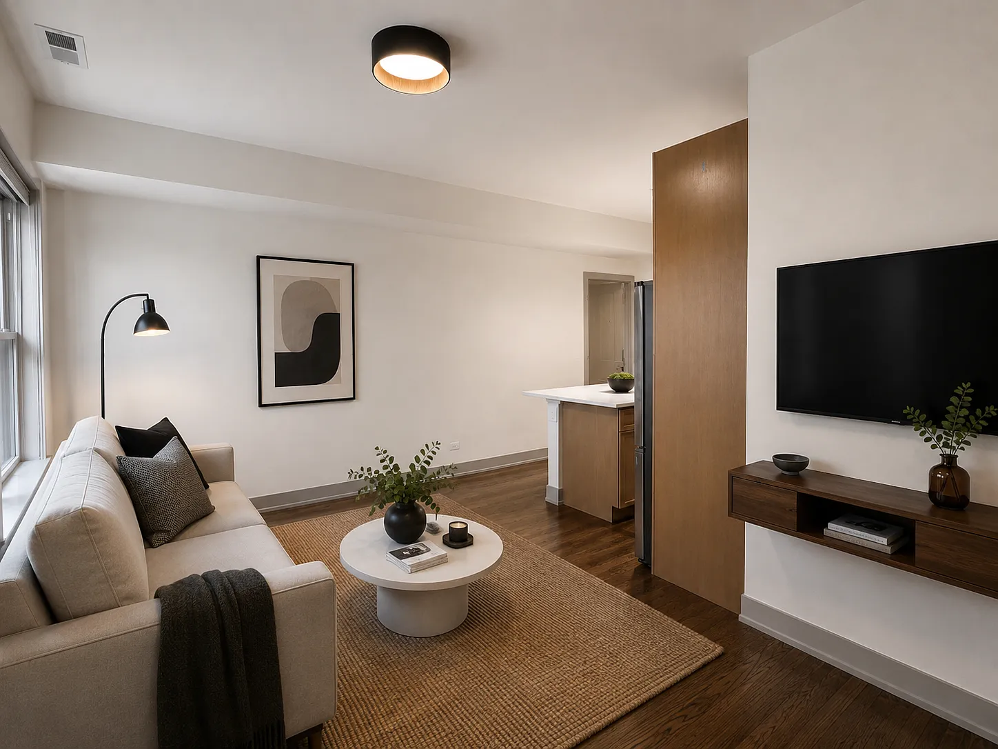 2 bed, 650 sqft, $2,170 — Photo 2