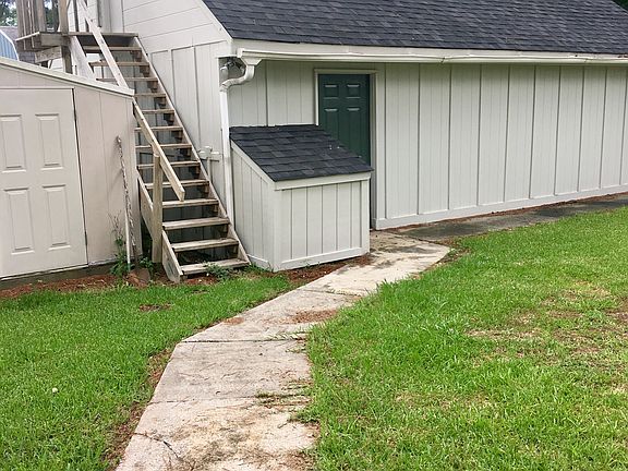 2nd image of 1181 Taw Caw Dr