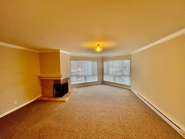 PM0410 — Photo 1