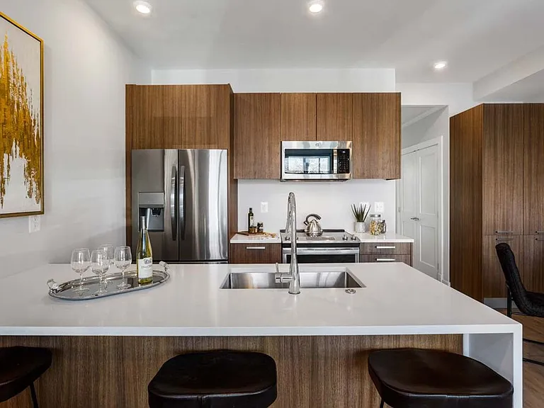 1106 S Highland St #2 — Photo 18