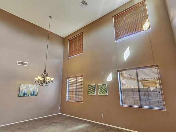 5th image of 2740 E Quiet Hollow Ln